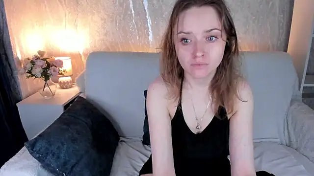 Linda Bryant online show from April 2026 12:44:01 AM