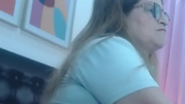 sandra 20 online show from November 2025 11:32:02 AM