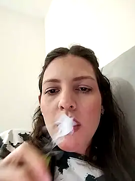 Mia Hampton online show from March 2025 05:46:01 PM