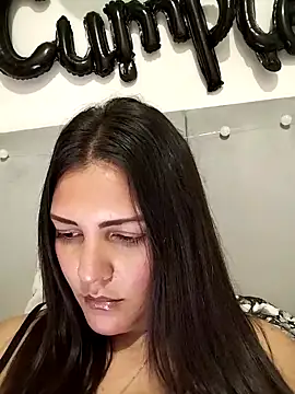 Mia Hampton online show from March 2026 09:43:02 PM