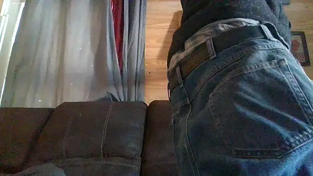 KBONE36 online show from February 2025 07:05:01 PM