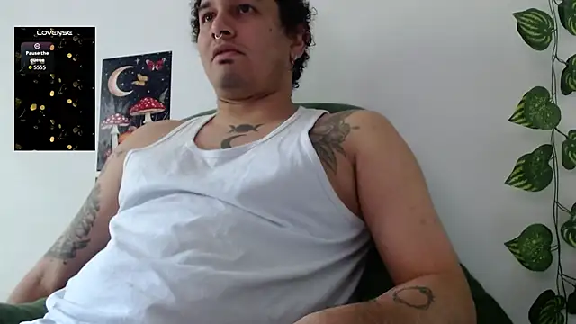 Snapshot of Dany_milk chatting on May 2026 04:25:01 PM Dany milk online show from May 2026 04:25:01 PM