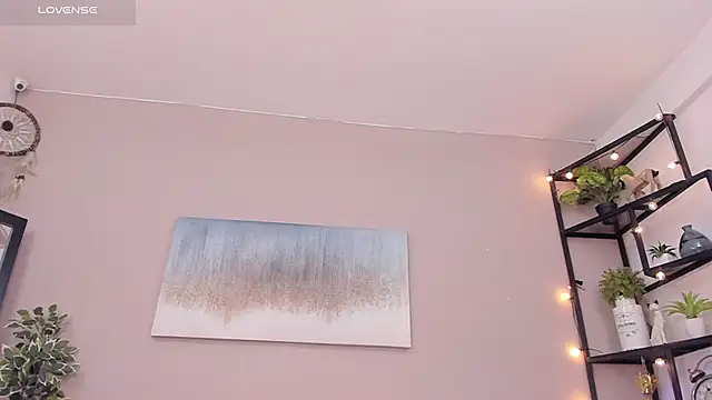 Briana Wells  online show from March 2026 01:04:02 PM