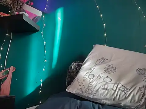 MistyParadiso online show from March 2025 04:04:02 PM