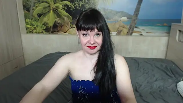 Snapshot of Aphelandra chatting on January 2025 05:00:01 PM Aphelandra online show from January 2025 05:00:01 PM