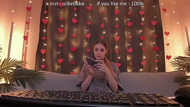 Snapshot of Anna_Fink chatting on February 2025 12:14:02 PM Anna Fink online show from February 2025 12:14:02 PM