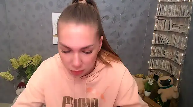 Snapshot of Sport_Tall_Doll chatting on March 2025 09:44:02 AM Sport Tall Doll online show from March 2025 09:44:02 AM