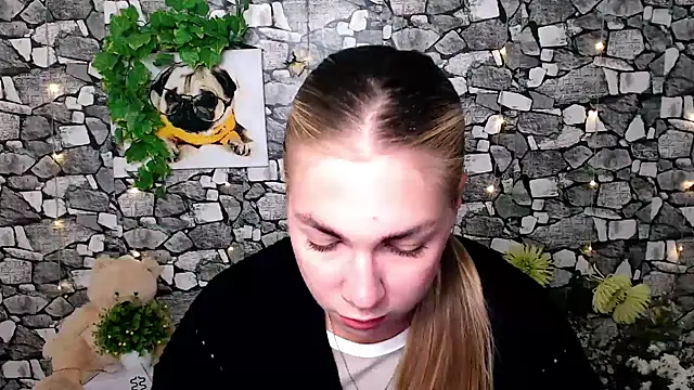 Snapshot of Sport_Tall_Doll chatting on October 2025 09:50:02 AM Sport Tall Doll online show from October 2025 09:50:02 AM