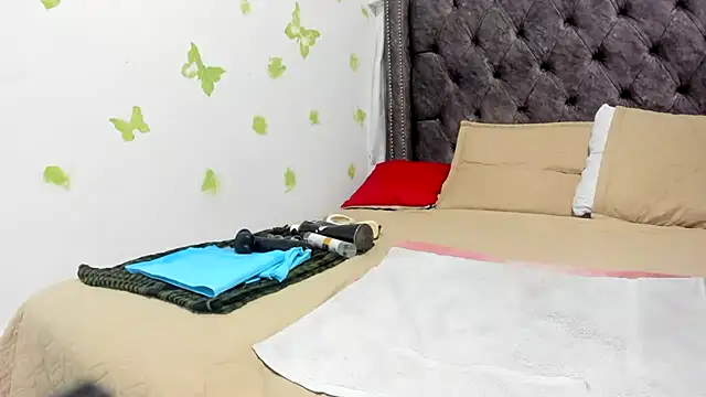 SHARICK GRECO online show from March 2026 01:12:02 PM