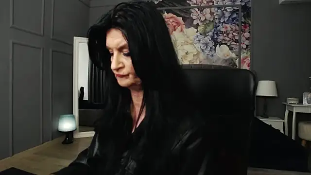 DomMelissaW online show from December 2024 03:32:01 AM