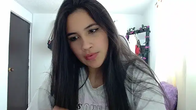 InocentHeaven1 online show from January 2025 04:22:01 PM