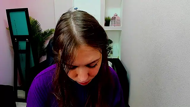 Persephoni online show from February 2025 08:35:02 AM