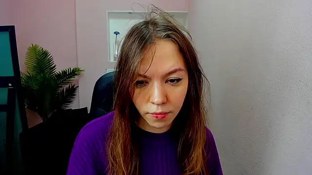 Persephoni online show from October 2025 03:54:01 PM