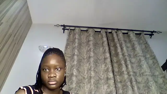 Snapshot of sweet_sassy_ chatting on December 2025 03:48:01 AM sweet sassy online show from December 2025 03:48:01 AM