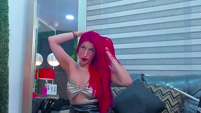 AllissaBrowm online show from April 2026 06:09:01 PM