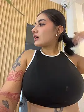 Snapshot of clarachanelricek chatting on February 2026 08:07:02 PM clarachanelricek online show from February 2026 08:07:02 PM