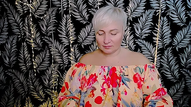 Olivia playful online show from November 2025 03:45:01 PM