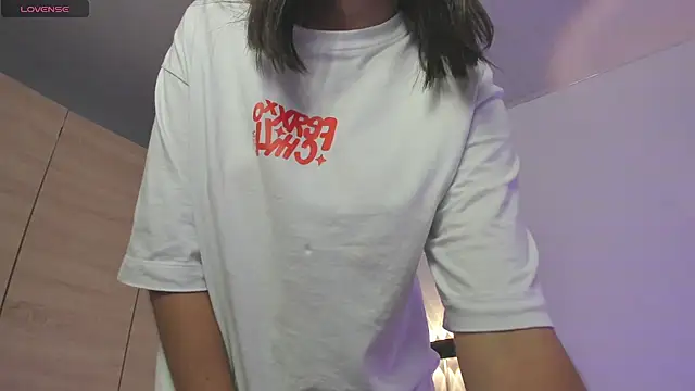 isabella thomsonp online show from February 2025 11:26:02 PM