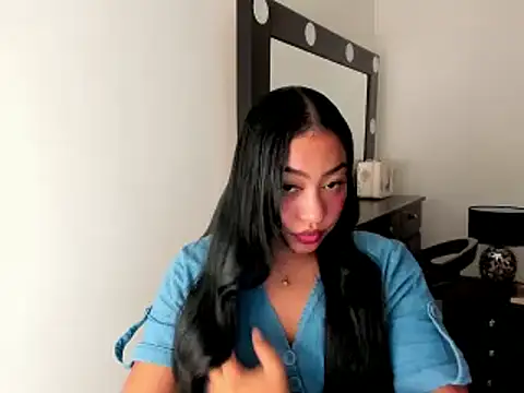 brunetenikole02 online show from February 2025 01:36:02 AM