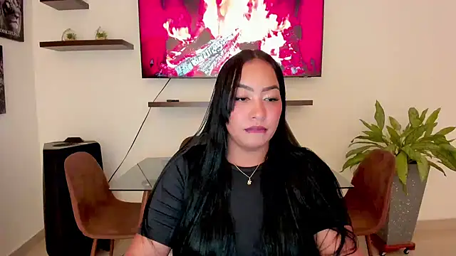 brunetenikole02 online show from September 2025 01:27:02 AM