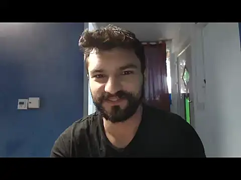 Snapshot of alex_blu chatting on December 2025 09:05:02 AM alex blu online show from December 2025 09:05:02 AM