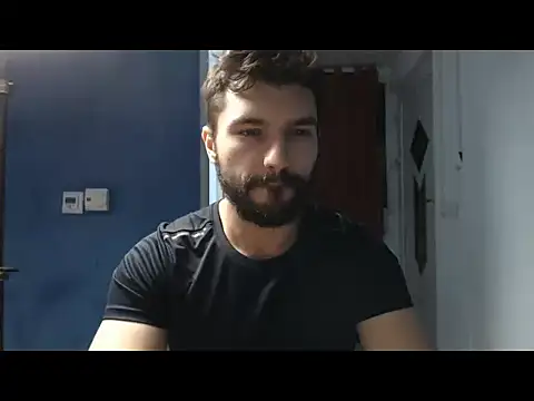 Snapshot of alex_blu chatting on December 2025 04:15:01 PM alex blu online show from December 2025 04:15:01 PM