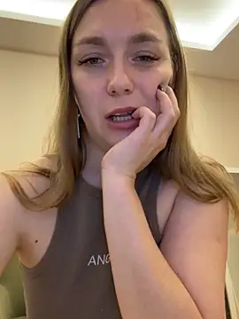 Snapshot of Janeee chatting on December 2024 01:38:02 PM Janeee online show from December 2024 01:38:02 PM