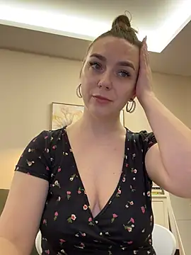 Snapshot of Janeee chatting on January 2025 05:48:02 AM Janeee online show from January 2025 05:48:02 AM