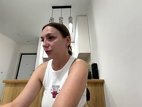 Snapshot of Janeee chatting on September 2025 11:19:02 PM Janeee online show from September 2025 11:19:02 PM