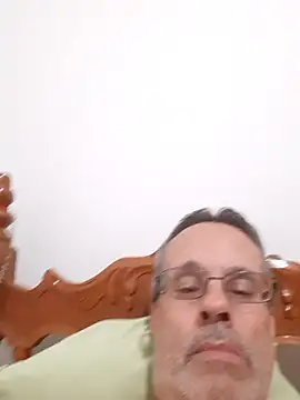 Snapshot of luiz303030 chatting on November 2025 10:01:01 PM luiz303030 online show from November 2025 10:01:01 PM