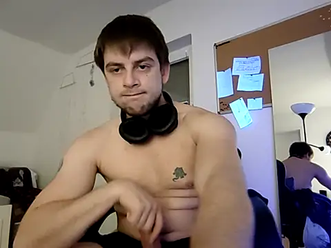 Snapshot of Youngtimer_1997 chatting on January 2025 09:32:02 AM Youngtimer 1997 online show from January 2025 09:32:02 AM