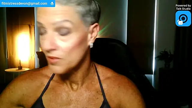 Snapshot of Devon2020 chatting on June 2026 11:08:02 AM Devon2020 online show from June 2026 11:08:02 AM