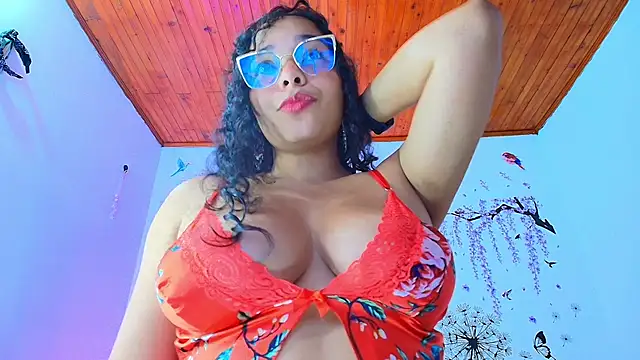 Sofiia Diiaz online show from December 2025 04:52:02 AM