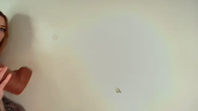 lil shouty bitch online show from December 2024 02:49:02 PM