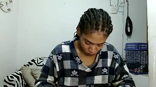 angelamarie1 online show from April 2026 07:12:01 AM