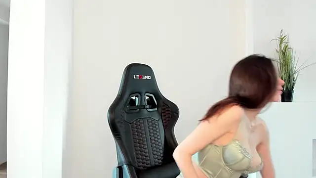 Sabrina Mur online show from March 2025 10:48:01 AM