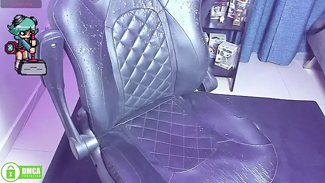 Roxy clark online show from March 2026 09:04:01 AM