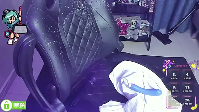 Roxy clark online show from April 2026 08:50:01 AM