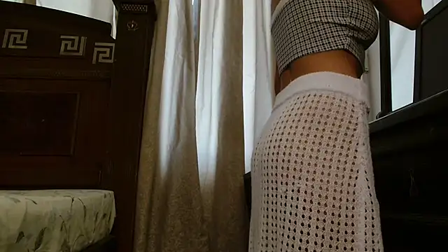 MINI Petite online show from December 2025 09:21:02 PM