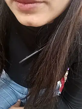 Snapshot of CuteSarikaLIVE chatting on December 2025 04:07:02 AM CuteSarikaLIVE online show from December 2025 04:07:02 AM