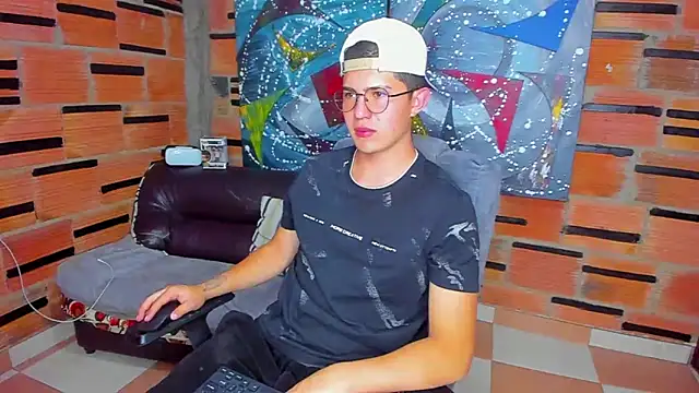 patrik 027 online show from January 2025 07:13:02 PM