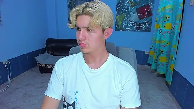 patrik 027 online show from October 2025 07:34:01 AM