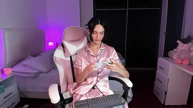 Ainhoads online show from July 2026 03:23:01 AM
