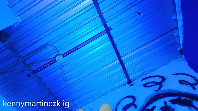 Snapshot of Kenny_starrK chatting on November 2025 08:28:01 AM Kenny starrK online show from November 2025 08:28:01 AM