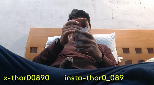 thor000089 online show from December 2024 03:33:02 PM
