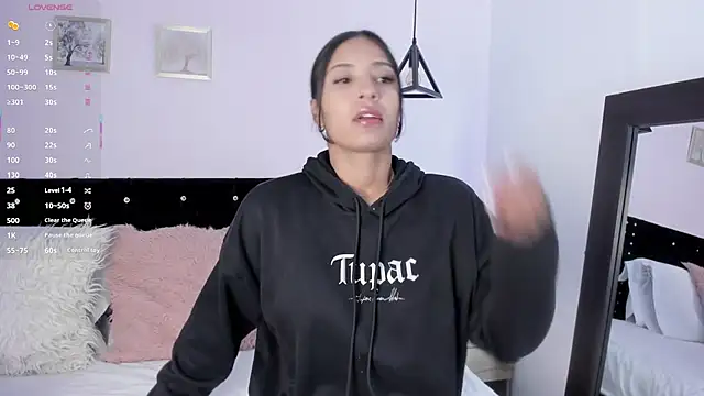 CeliWoods online show from September 2025 11:23:01 AM