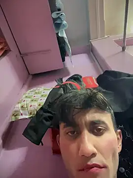 Sexyslimguyy online show from January 2025 02:17:02 PM