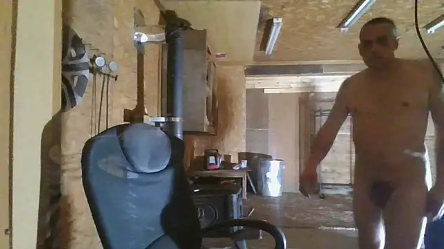 hardcok4u2abuse40 online show from January 2025 07:50:01 AM