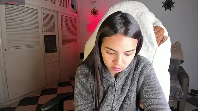 Miss Nicole online show from February 2025 02:47:02 AM