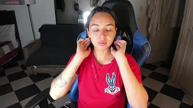 Miss Nicole online show from March 2025 01:37:02 AM